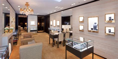 chanel fine jewellery boutique.